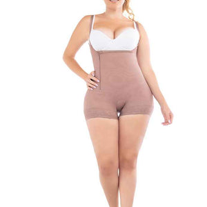 Fajate 11046 Hip-Hugger Compression Garment w/ Lateral Zipper and Adjustable Straps